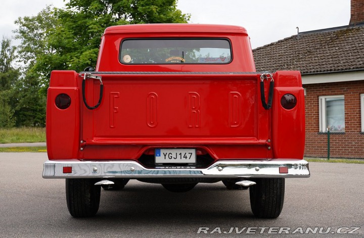 Ford F F-100 Custom Cab 1957