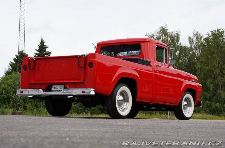 Ford F F-100 Custom Cab 1957