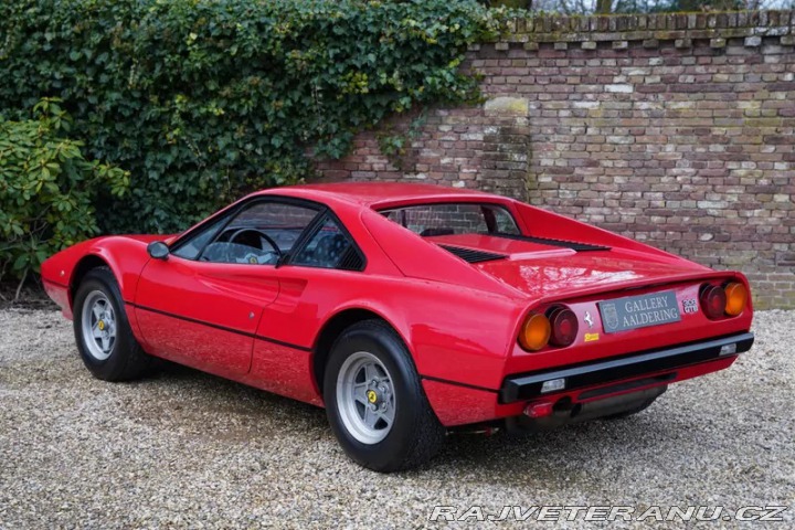 Ferrari 308 GTB Vetroresina 1977