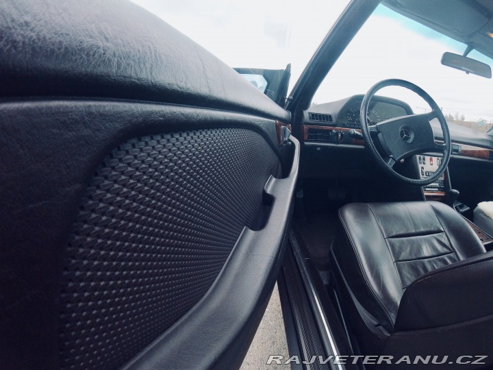 Mercedes-Benz 380 W126 380sec 1983