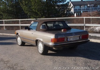Mercedes-Benz SL 560 1986