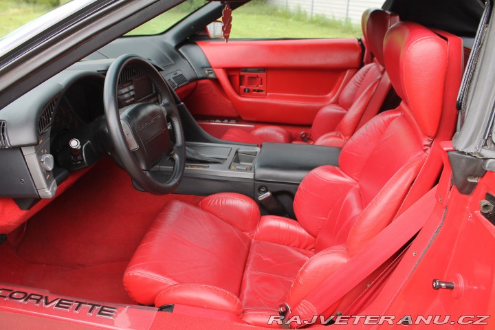 Chevrolet Corvette perfekní orig. stav 1990