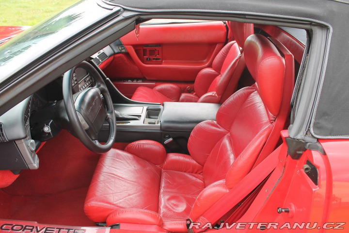 Chevrolet Corvette perfekní orig. stav 1990