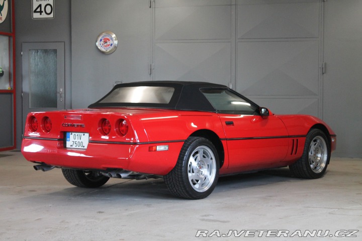Chevrolet Corvette perfekní orig. stav 1990