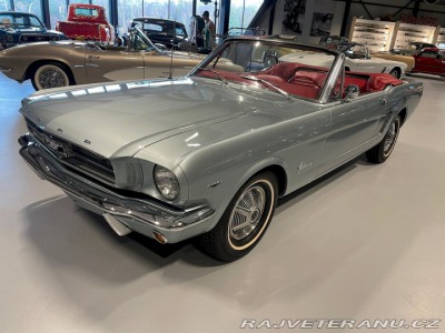 Ford Mustang Convertible