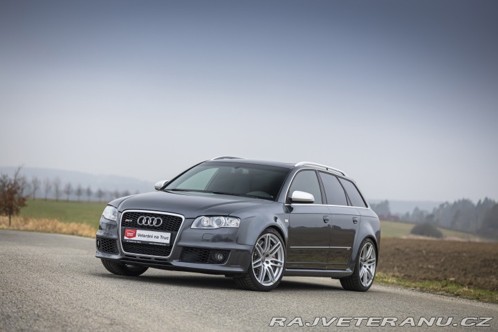 Audi RS4 B7 4.2 V8 2007