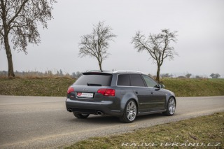 Audi RS4 B7 4.2 V8 2007
