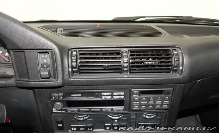 BMW M5 1992