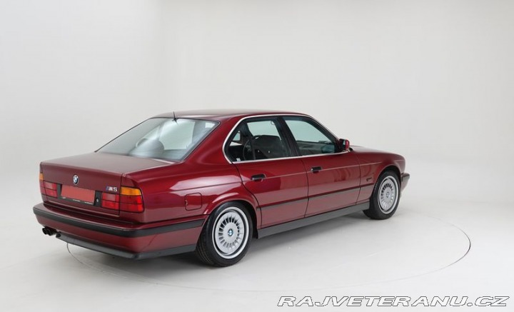 BMW M5 1992