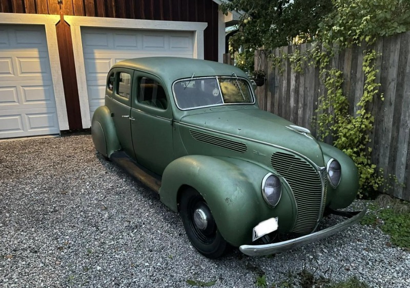 Ford Ostatní modely De Luxe