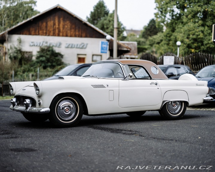 Ford Thunderbird 1956