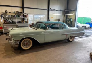 Cadillac Coupe de Ville 1957