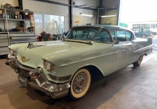 Cadillac Coupe de Ville 1957