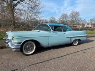 Cadillac Coupe de Ville 1957