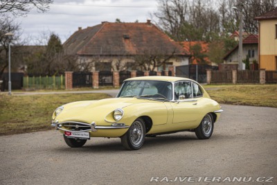 Jaguar E-Type 4.2L COUPE 2+2