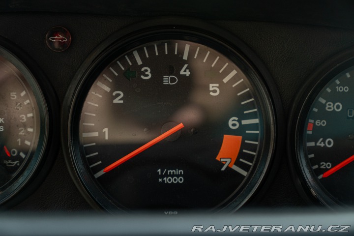 Porsche 911 Carrera 3.2 Cabrio G50 1988