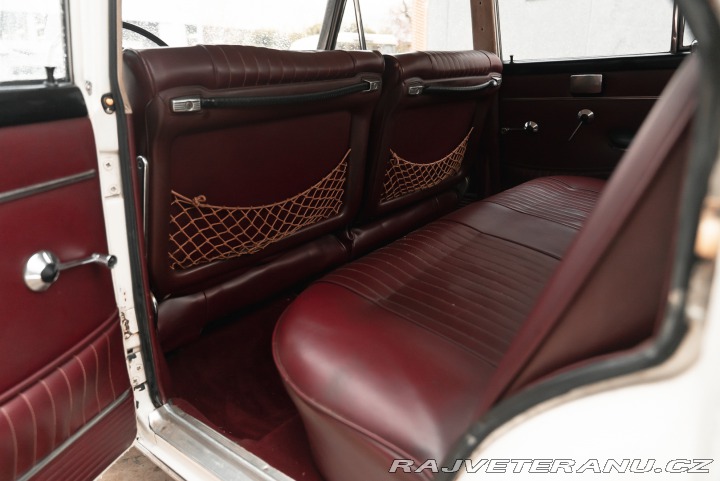 Fiat 2300 Berlina 1964