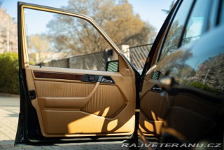 Mercedes-Benz 320 E320 Combi 7 Posti 1993
