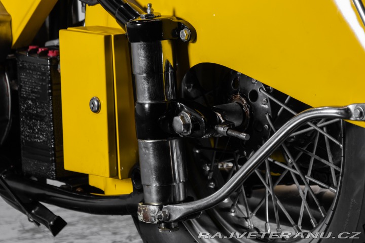 Ostatní značky Ostatní modely Indian Chief Roadmaster Sidecar 1950