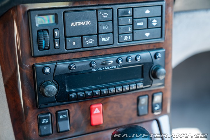 Mercedes-Benz 500 SL 1990