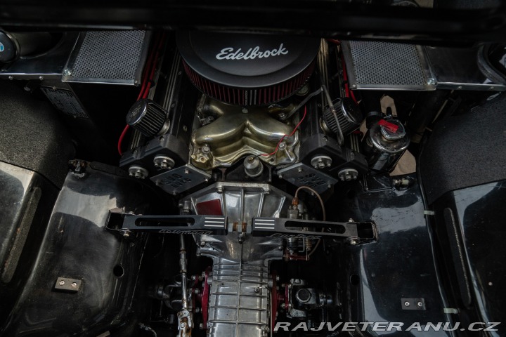 Ostatní značky Ostatní modely De Tomaso Pantera 1972