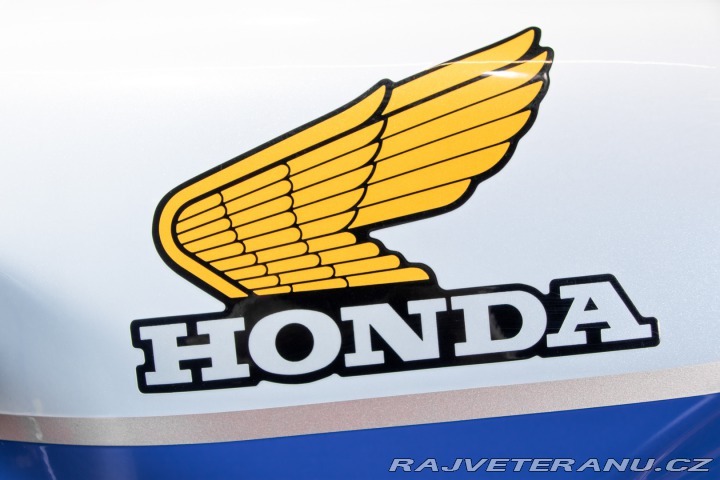 Honda VF VFR750- “RC 30” 1988