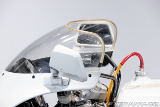 Honda VF VFR750- “RC 30” 1988