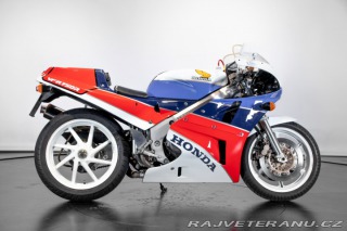 Honda VF VFR750- “RC 30” 1988