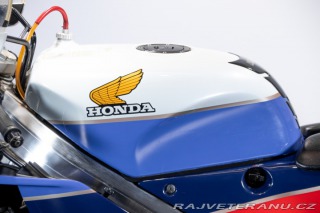 Honda VF VFR750- “RC 30” 1988