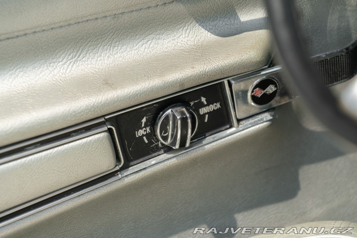 Chevrolet Corvette C3 Stingray 1975
