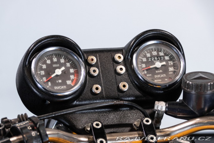 Ducati 750 GT 1974