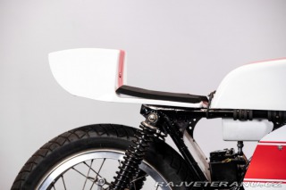 Yamaha Ostatní modely TZ 350 Johnny Cecotto Replica 1976
