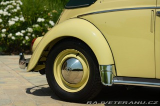 Volkswagen Brouk Maggiolino Cabriolet Ovalino - By Karmann 1959