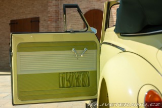 Volkswagen Brouk Maggiolino Cabriolet Ovalino - By Karmann 1959