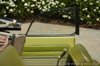 Volkswagen Brouk Maggiolino Cabriolet Ovalino - By Karmann 1959