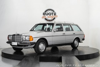 Mercedes-Benz 240 TD