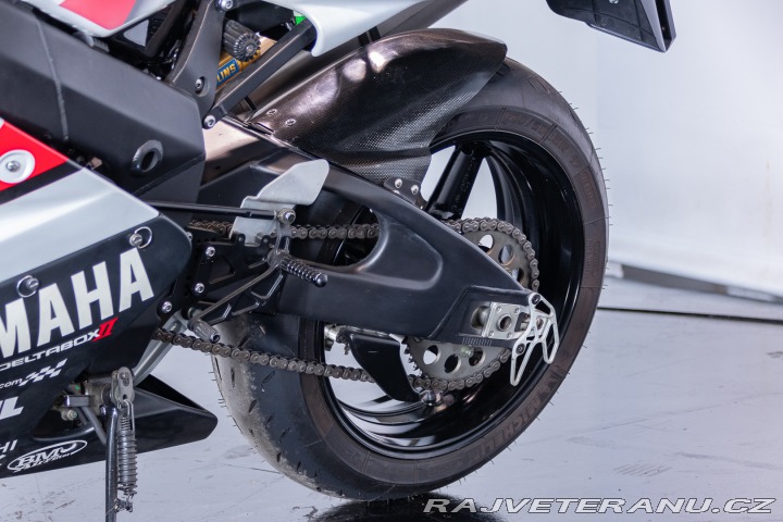 Yamaha Ostatní modely YZF-R7 OW-02 2001