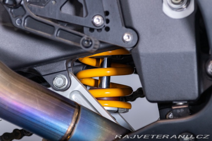 Yamaha Ostatní modely YZF-R7 OW-02 2001