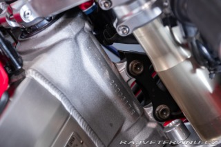 Honda VF RC45 (RVF750) 1994