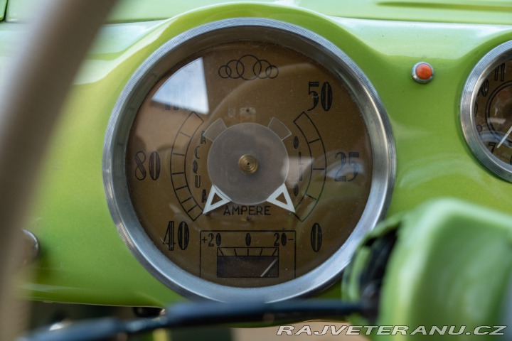 Fiat 1400 CABRIOLET VIGNALE – presente nel film “A 1950