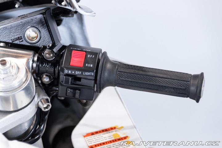 Suzuki GSX GSXR 1100 1990