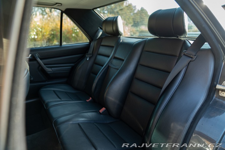 Mercedes-Benz 190 190E 2.5 - 16 1990