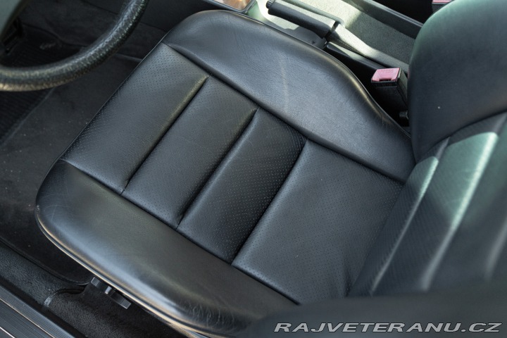 Mercedes-Benz 190 190E 2.5 - 16 1990