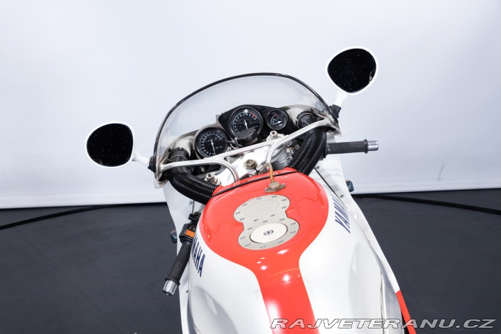Yamaha FZ FZR 750 R (OW01) “Agostini” 1989
