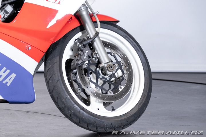 Yamaha FZ FZR 750 R (OW01) “Agostini” 1989