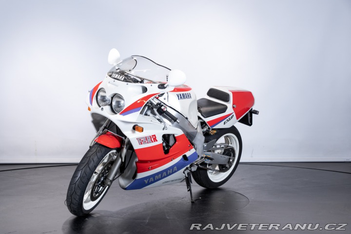 Yamaha FZ FZR 750 R (OW01) “Agostini” 1989