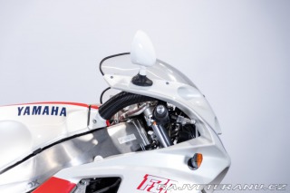 Yamaha FZ FZR 750 R (OW01) “Agostini” 1989