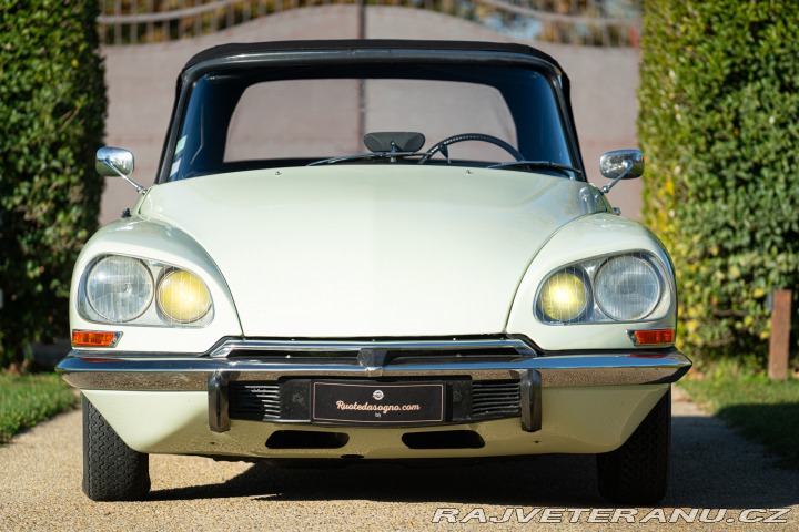 Citroën DS 21 CABRIOLET CHAPRON 1969