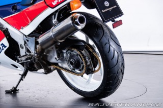 Honda VF VFR 750 R (RC30) ALA ORO 1988