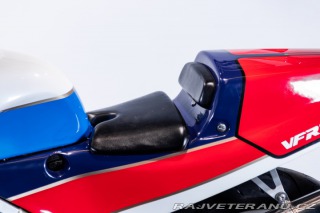 Honda VF VFR 750 R (RC30) ALA ORO 1988